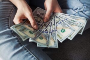status invest